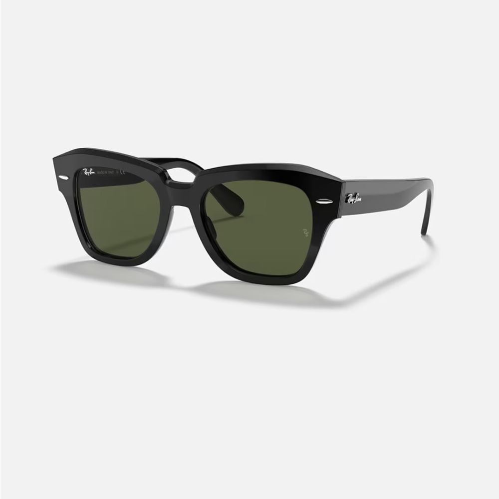 State Street Ray-Ban Sunglasses with case